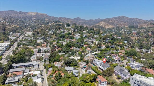 6002 Graciosa, Los Angeles, CA 90068