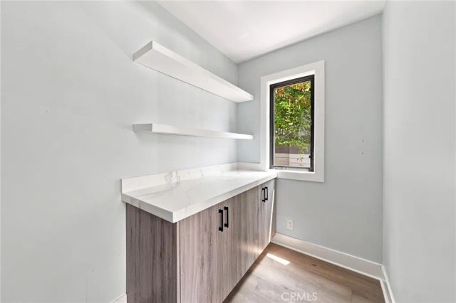6002 Graciosa, Los Angeles, CA 90068