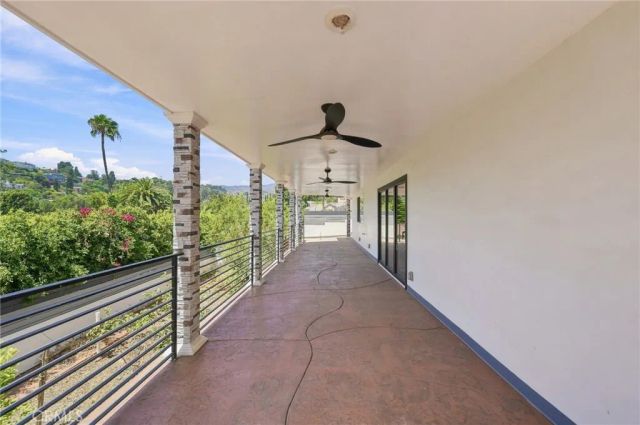 6002 Graciosa, Los Angeles, CA 90068