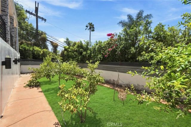 6002 Graciosa, Los Angeles, CA 90068