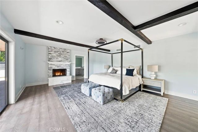 6002 Graciosa, Los Angeles, CA 90068
