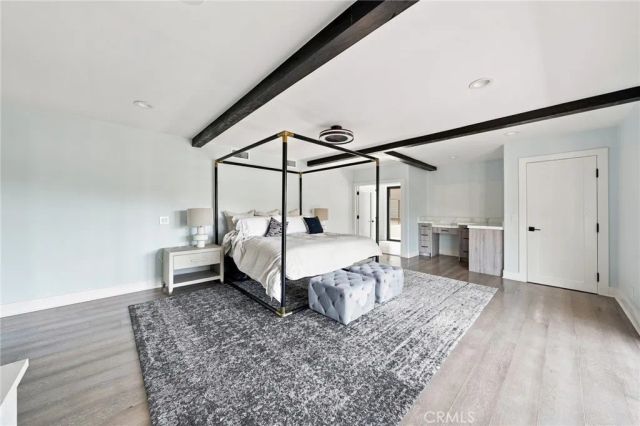 6002 Graciosa, Los Angeles, CA 90068