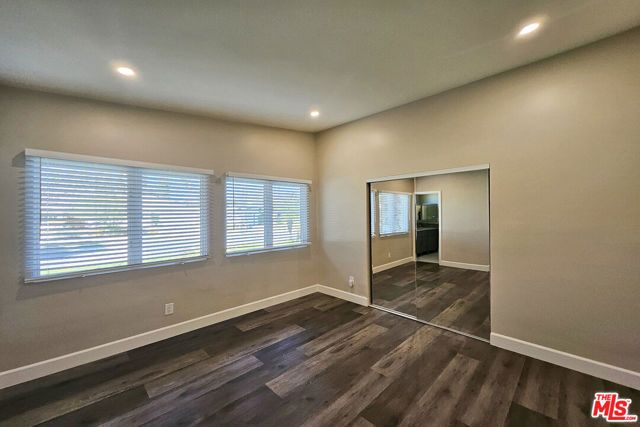 23526 Dolorosa Street, Woodland Hills (los Angeles), CA 91367