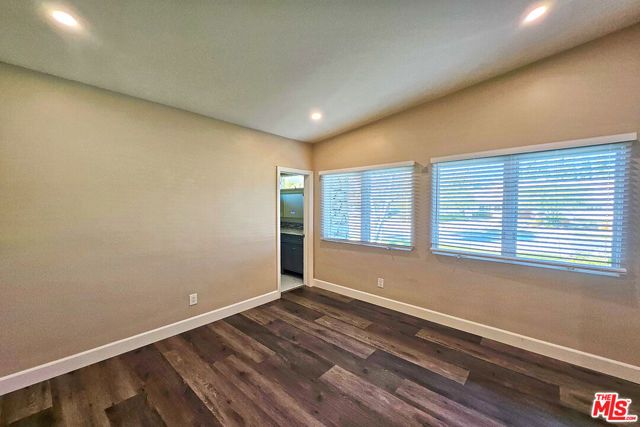 23526 Dolorosa Street, Woodland Hills (los Angeles), CA 91367