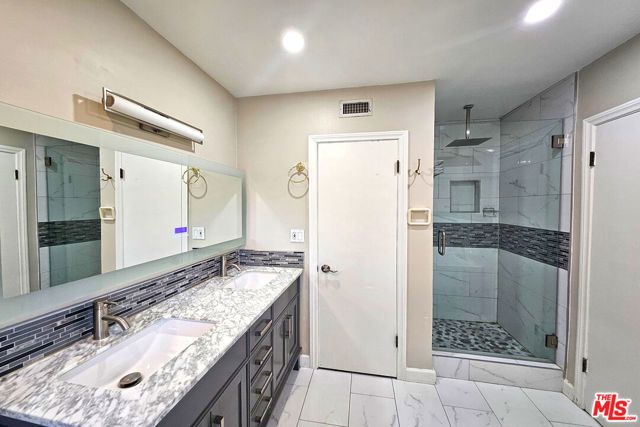 23526 Dolorosa Street, Woodland Hills (los Angeles), CA 91367