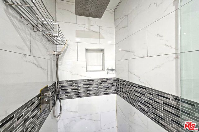 23526 Dolorosa Street, Woodland Hills (los Angeles), CA 91367