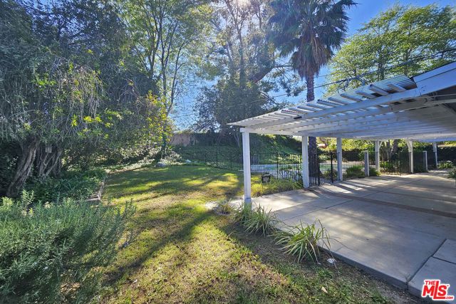 23526 Dolorosa Street, Woodland Hills (los Angeles), CA 91367