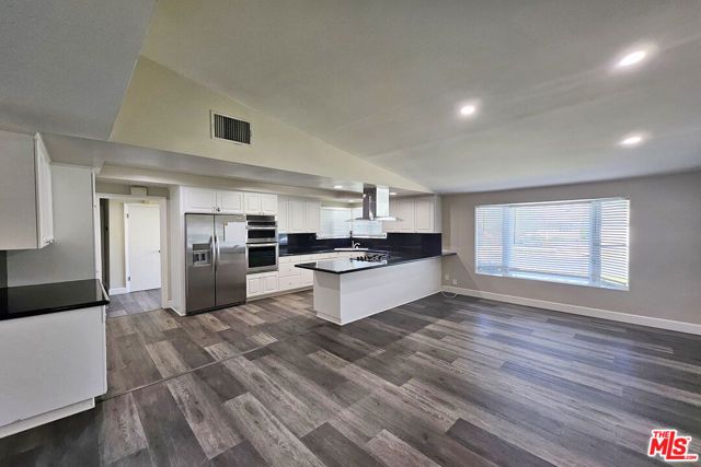 23526 Dolorosa Street, Woodland Hills (los Angeles), CA 91367