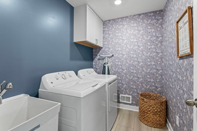 7963 64th Court S, Cottage Grove, MN 55016