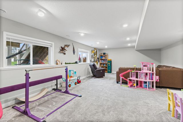 7963 64th Court S, Cottage Grove, MN 55016