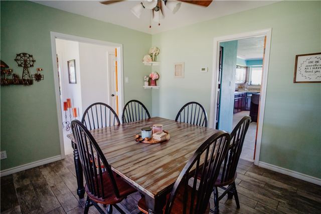 6971 Buddy Ganem Dr, Portland, TX 78374