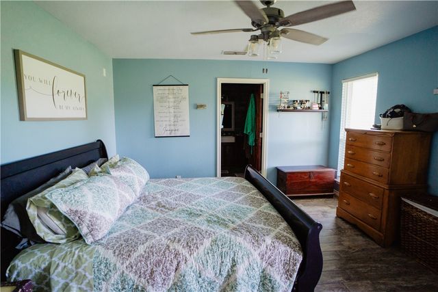 6971 Buddy Ganem Dr, Portland, TX 78374