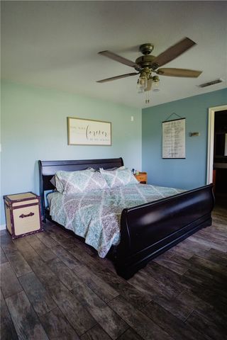 6971 Buddy Ganem Dr, Portland, TX 78374