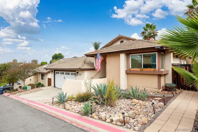1962 Buckskin Gln, Escondido, CA 92027