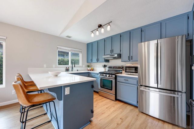 1962 Buckskin Gln, Escondido, CA 92027