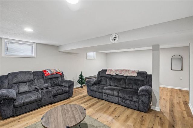 5104 N Smalley Avenue, Kansas City, MO 64119