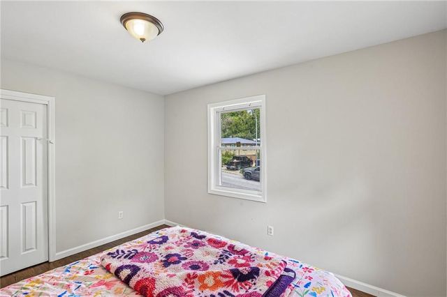 5104 N Smalley Avenue, Kansas City, MO 64119