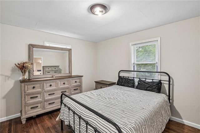 5104 N Smalley Avenue, Kansas City, MO 64119