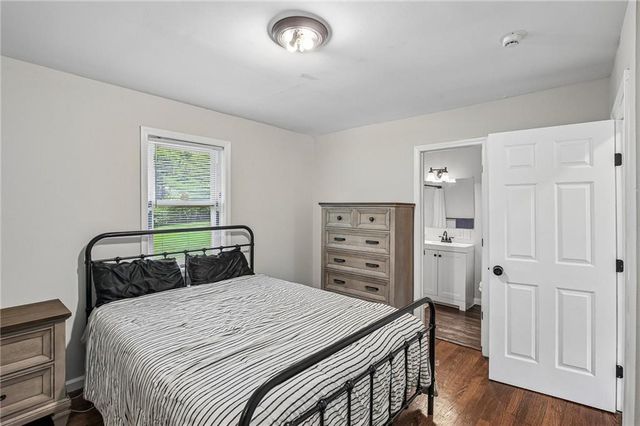 5104 N Smalley Avenue, Kansas City, MO 64119