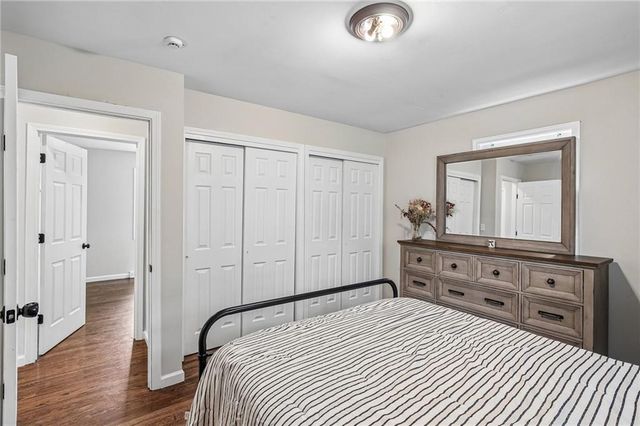 5104 N Smalley Avenue, Kansas City, MO 64119