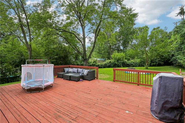 5104 N Smalley Avenue, Kansas City, MO 64119