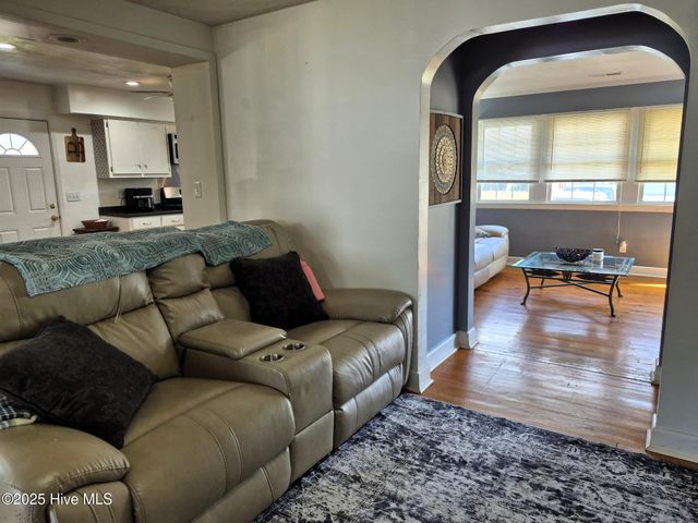 108 Rosedale Drive, Elizabeth City, NC 27909