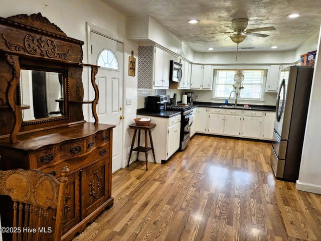 108 Rosedale Drive, Elizabeth City, NC 27909