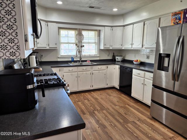 108 Rosedale Drive, Elizabeth City, NC 27909