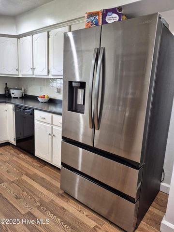 108 Rosedale Drive, Elizabeth City, NC 27909