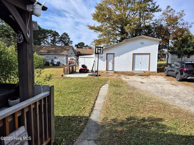 108 Rosedale Drive, Elizabeth City, NC 27909