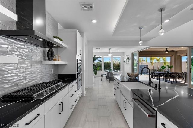 394 Prairie Sun Street, Las Vegas, NV 89138