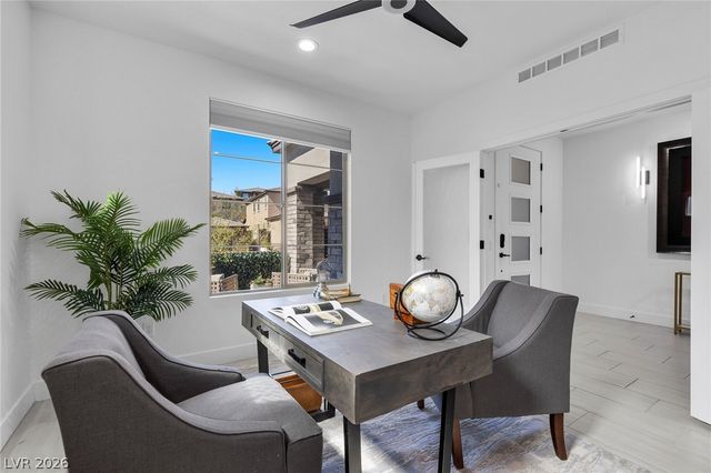 394 Prairie Sun Street, Las Vegas, NV 89138