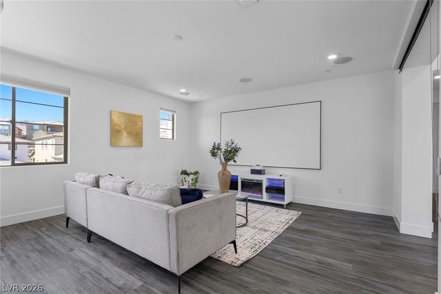 394 Prairie Sun Street, Las Vegas, NV 89138