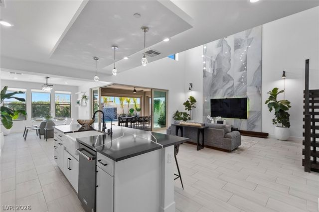 394 Prairie Sun Street, Las Vegas, NV 89138