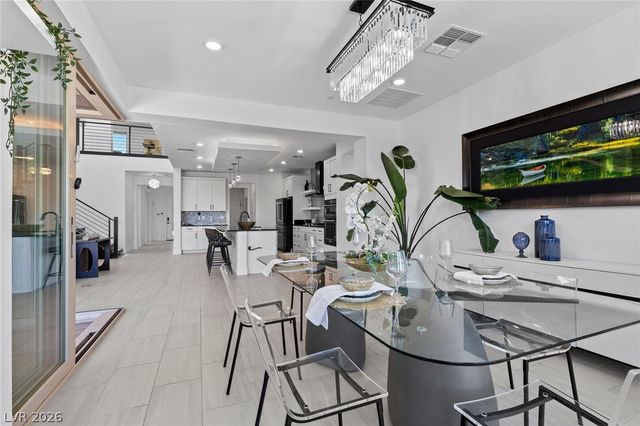 394 Prairie Sun Street, Las Vegas, NV 89138