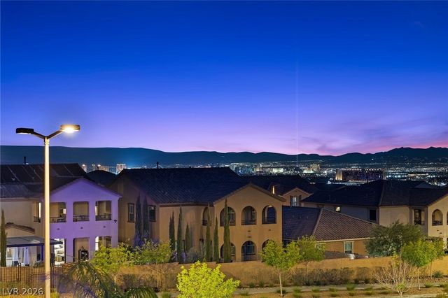 394 Prairie Sun Street, Las Vegas, NV 89138