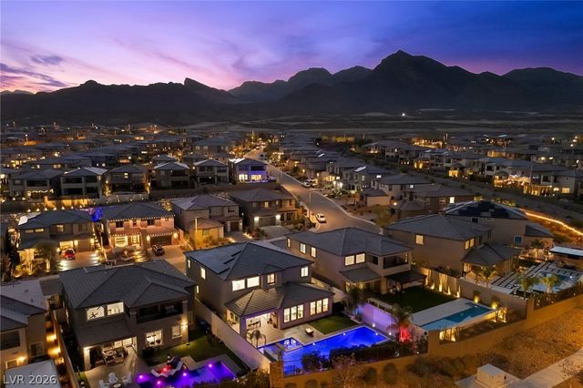 394 Prairie Sun Street, Las Vegas, NV 89138