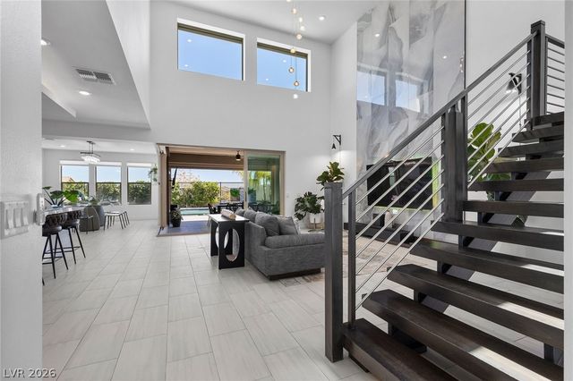 394 Prairie Sun Street, Las Vegas, NV 89138