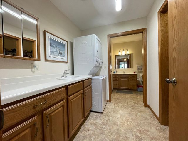 109 Brittany Way SE, Grand Meadow, MN 55936