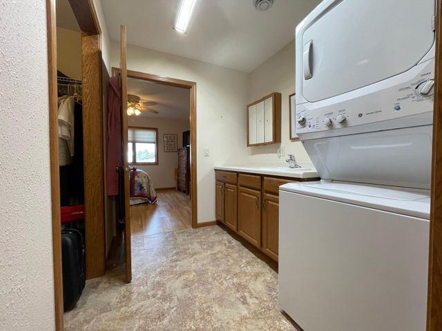 109 Brittany Way SE, Grand Meadow, MN 55936