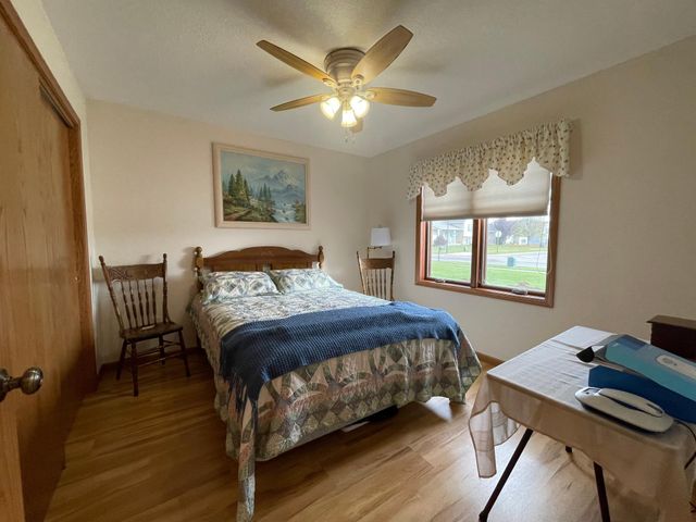 109 Brittany Way SE, Grand Meadow, MN 55936