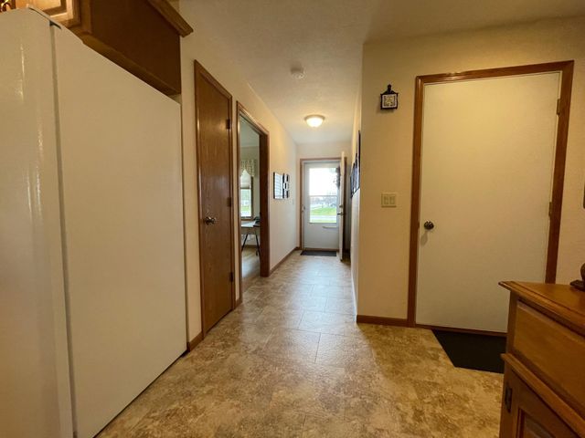 109 Brittany Way SE, Grand Meadow, MN 55936