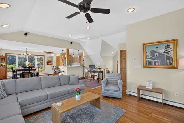 30 Twine Field Rd, Truro, MA 02652