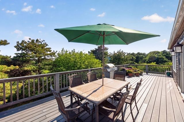 30 Twine Field Rd, Truro, MA 02652