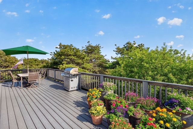 30 Twine Field Rd, Truro, MA 02652