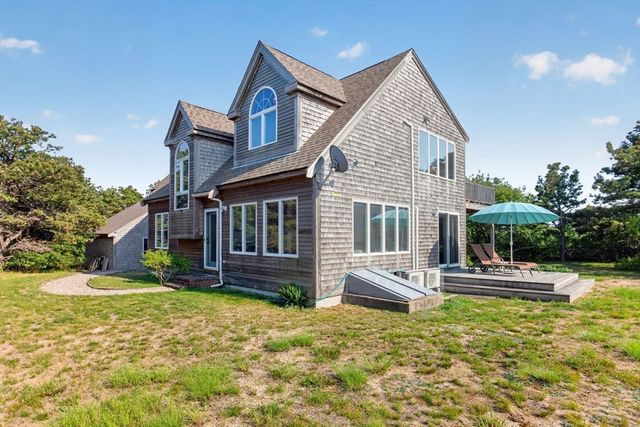 30 Twine Field Rd, Truro, MA 02652