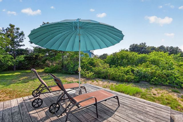 30 Twine Field Rd, Truro, MA 02652
