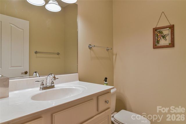 11 Outlook Circle, Swannanoa, NC 28778