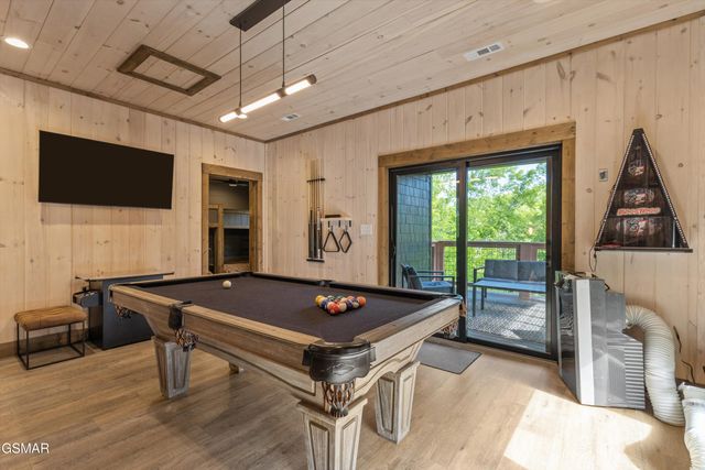 906 Saddle Creek Way, Sevierville, TN 37862