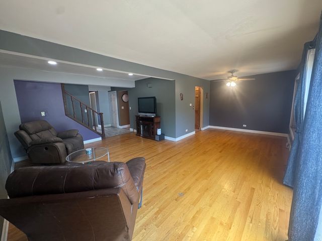 140 Julie Road, Bolingbrook, IL 60440